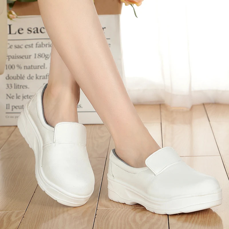 Mengapa Sepatu ESD Tidak Dapat Dinegosiasikan untuk Area Anda yang Dilindungi ESD?